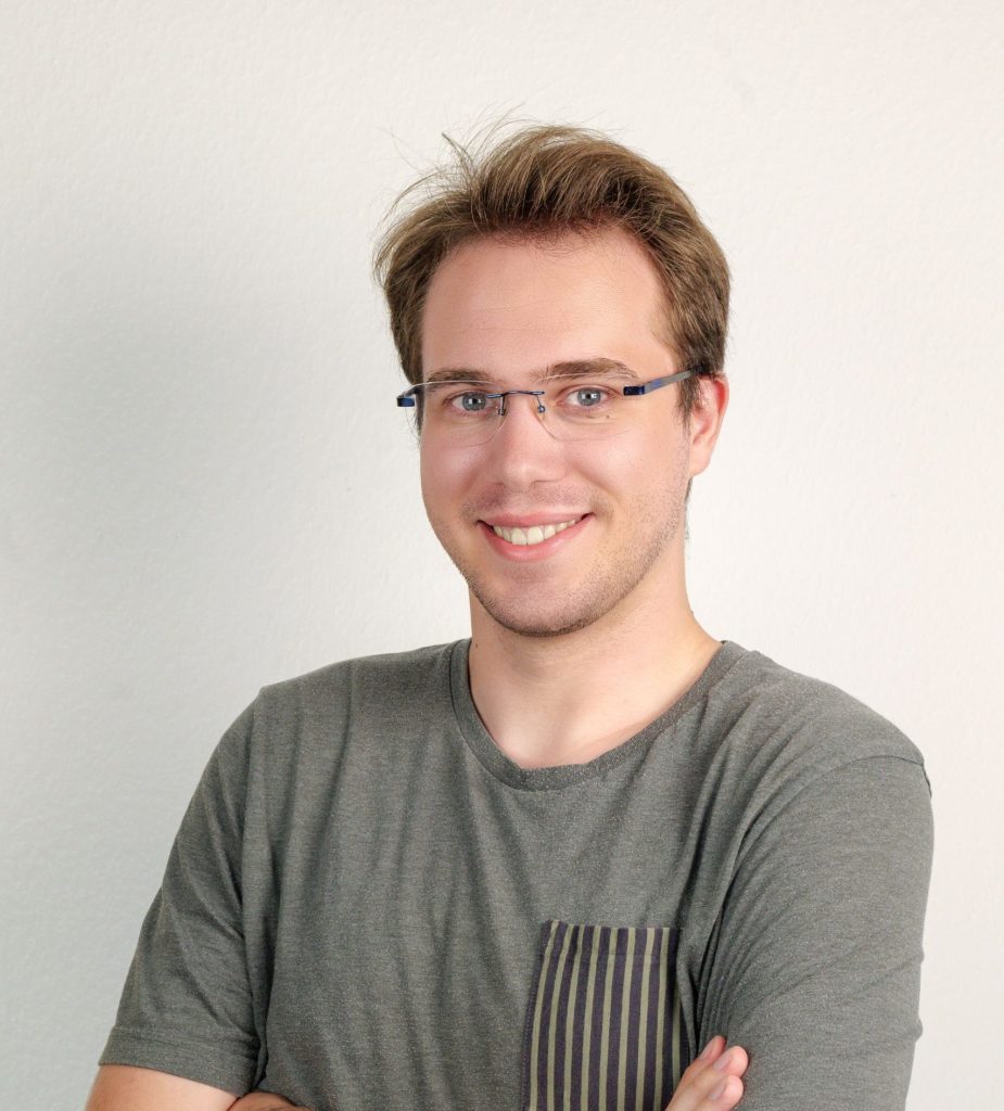 Liam Bell, freelance web basé à Strasbourg, disponible à distance